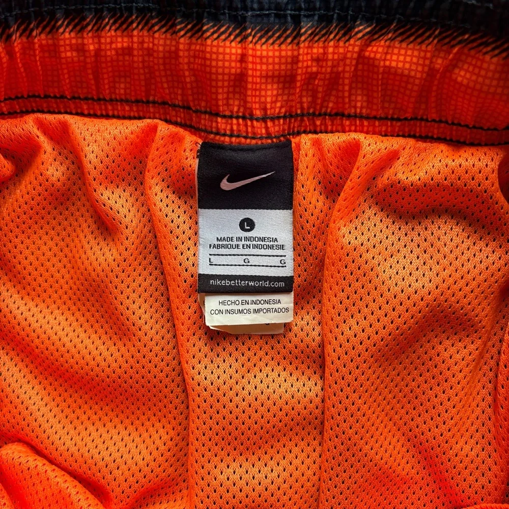 Nike Gray Swim/Board Shorts with Orange Accents Mesh Liner Large